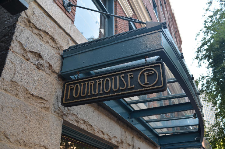 Pourhouse Pub